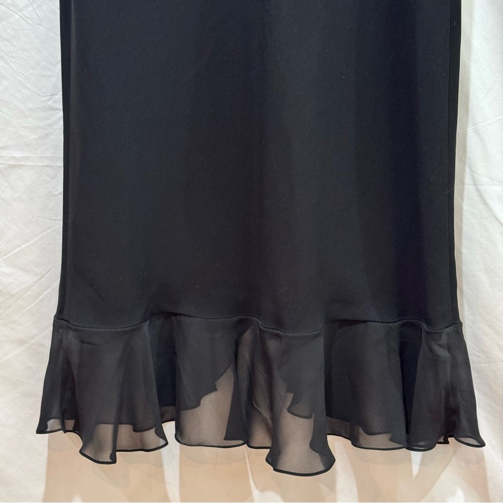 Jones Wear Black Ruffle-Trim V-Neck Midi Dress - Picture 7 of 16
